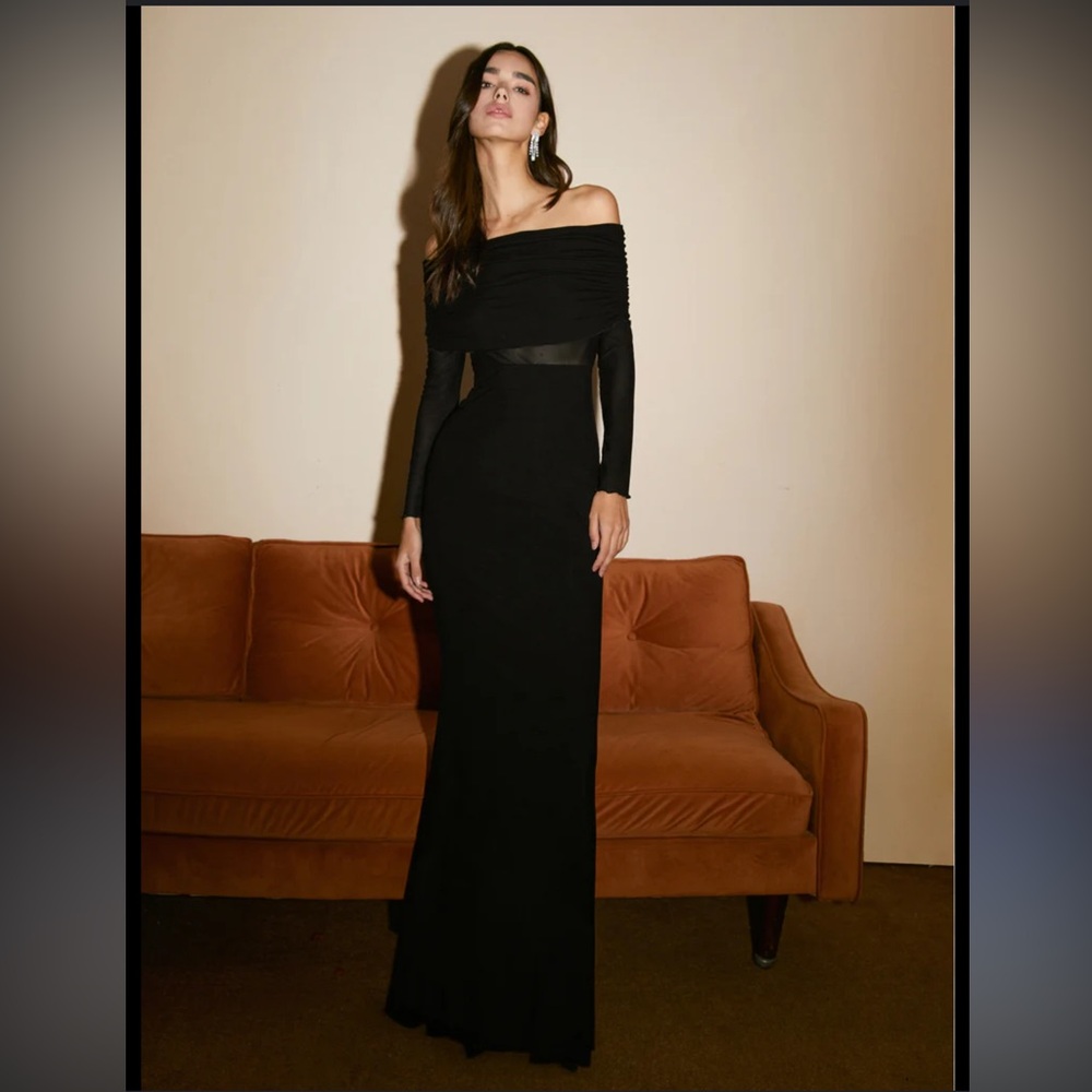 Commense Black Off-Shoulder maxi dress